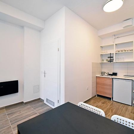Apartments Dubec Сесвете Экстерьер фото