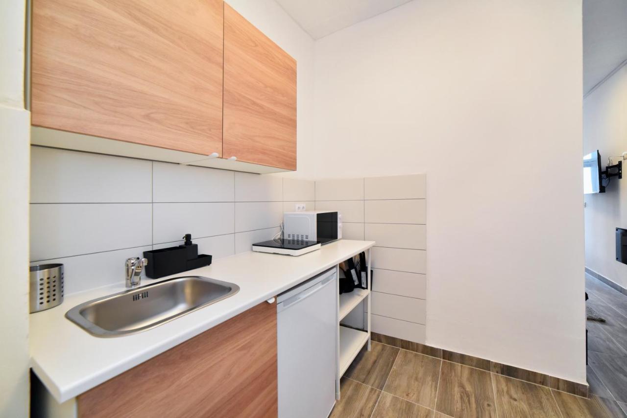 Apartments Dubec Сесвете Экстерьер фото