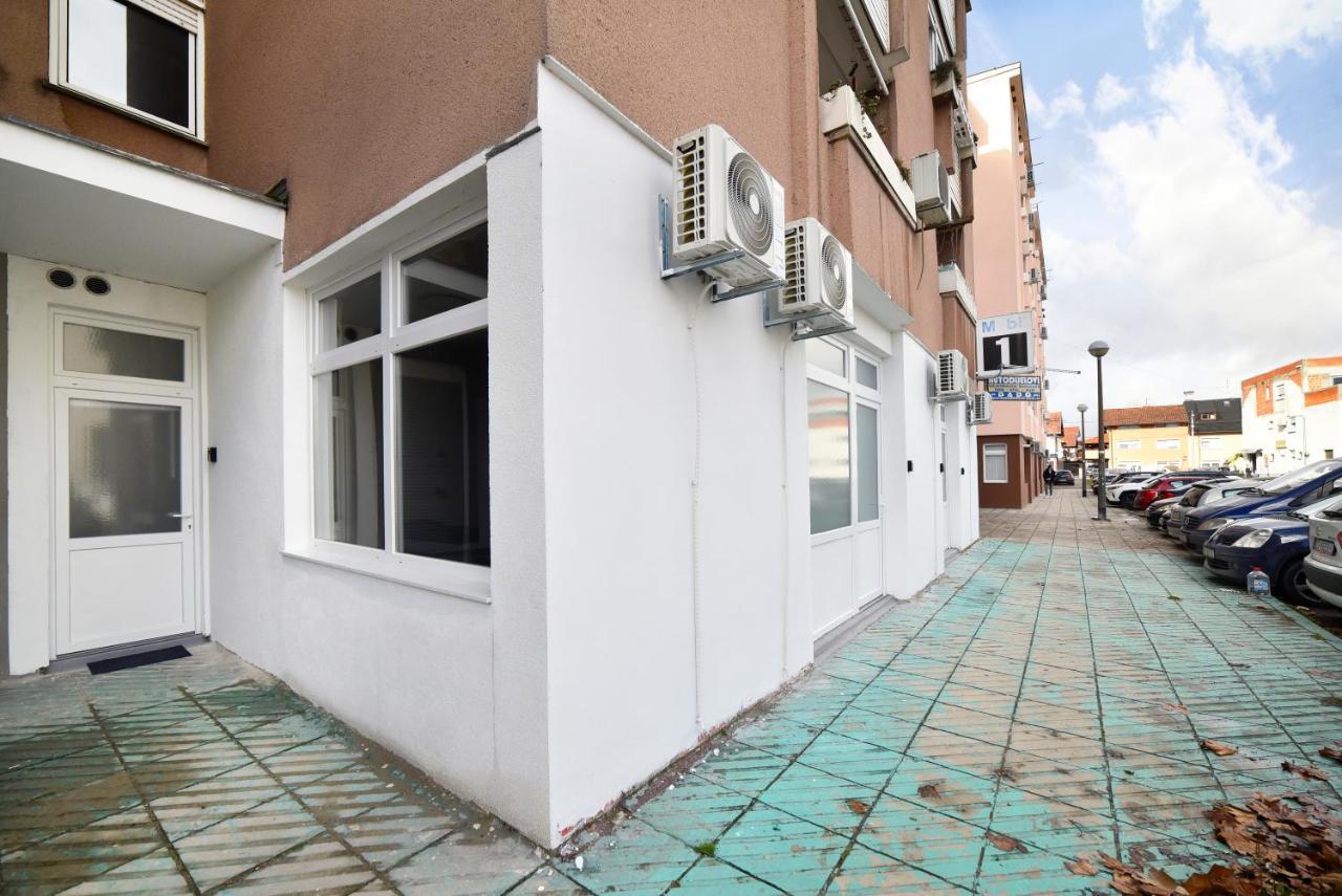 Apartments Dubec Сесвете Экстерьер фото