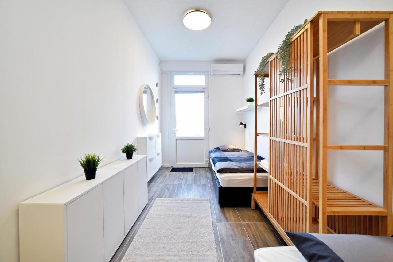 Apartments Dubec Сесвете Экстерьер фото