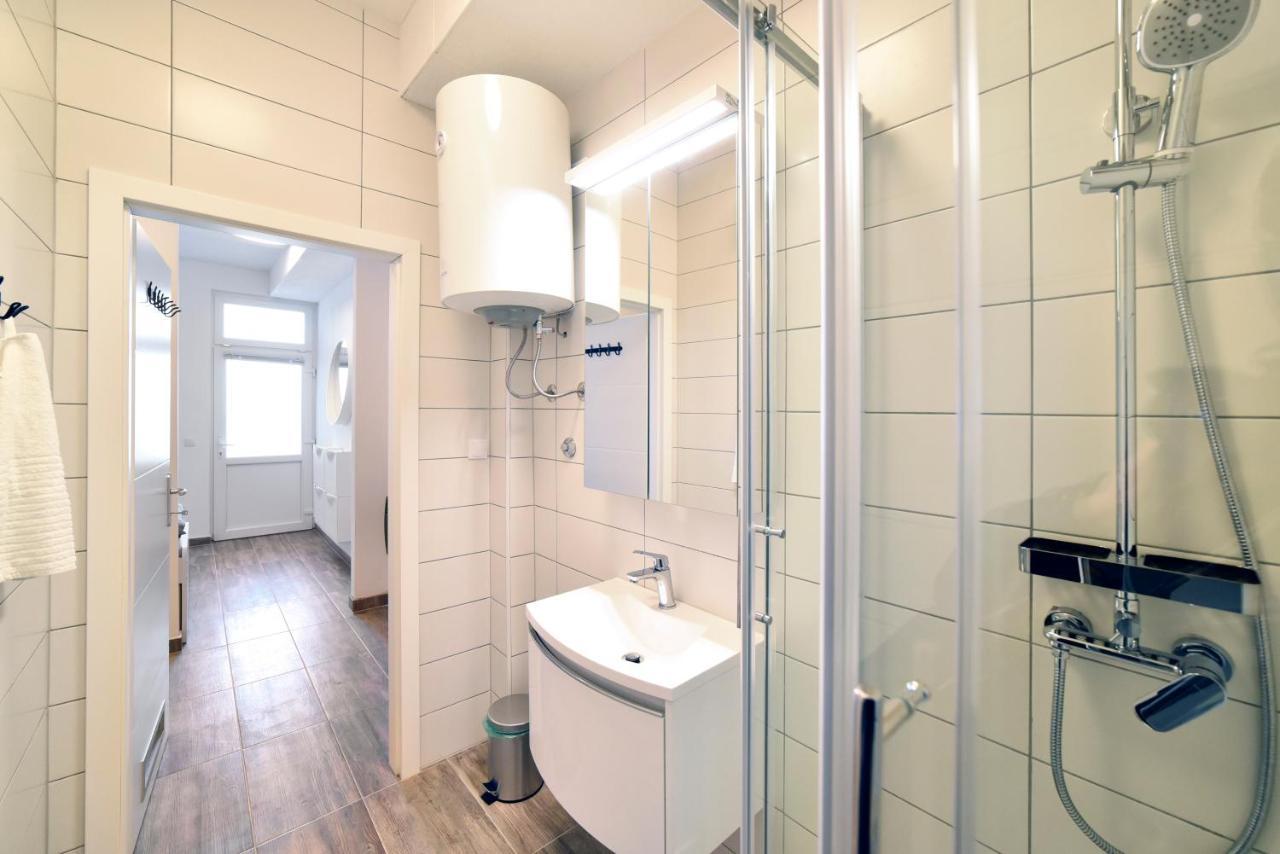 Apartments Dubec Сесвете Экстерьер фото