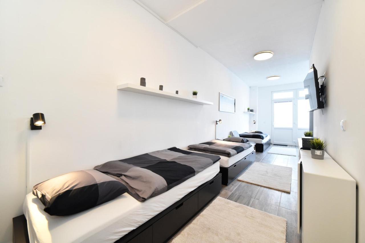 Apartments Dubec Сесвете Экстерьер фото